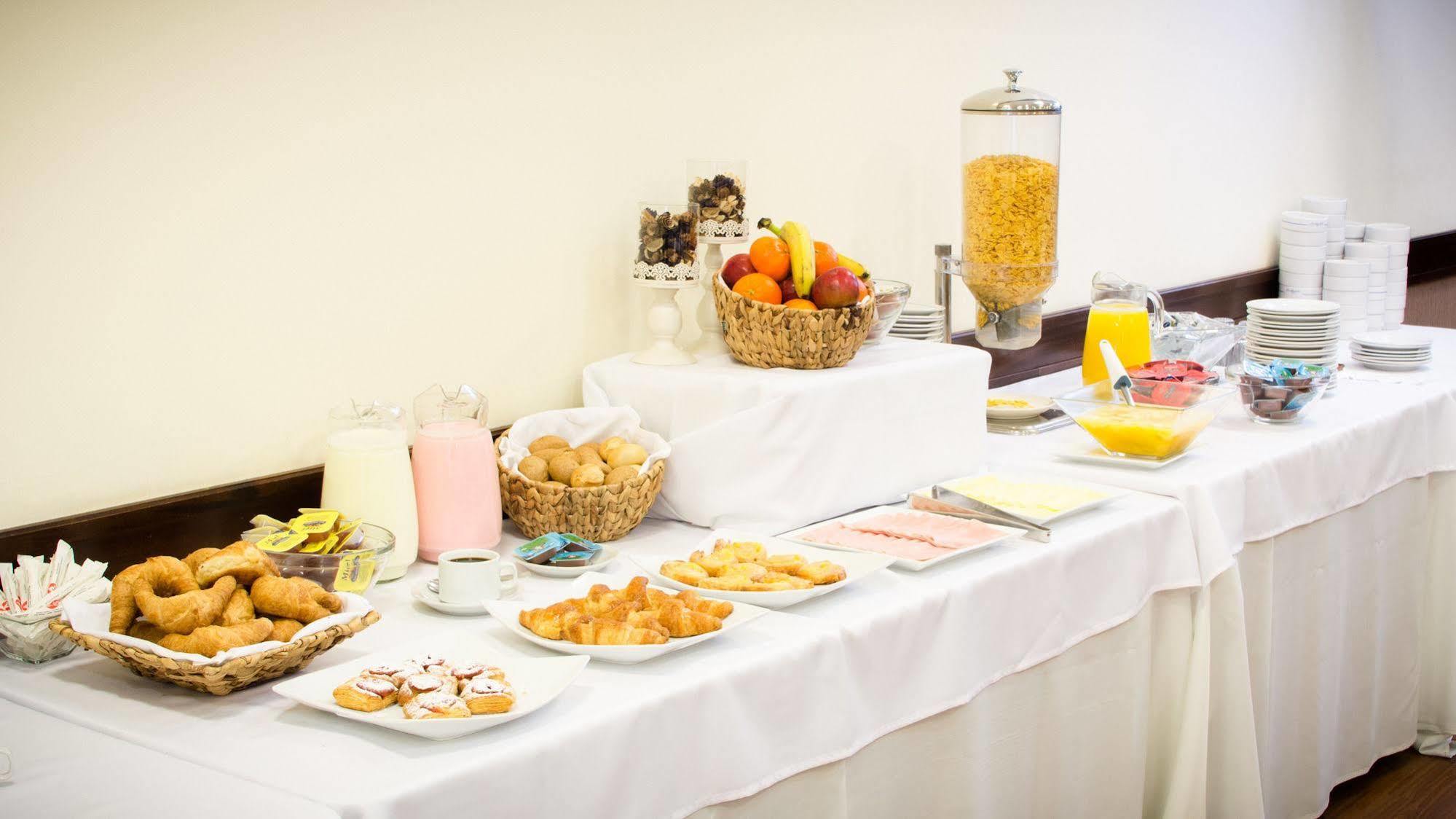 Ermitage Hotel Montevideo Zewnętrze zdjęcie